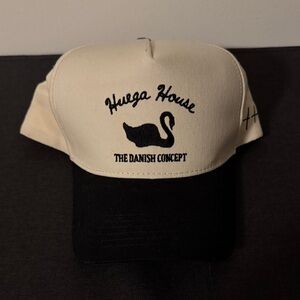 Huega House Black and Cream Men's Hat